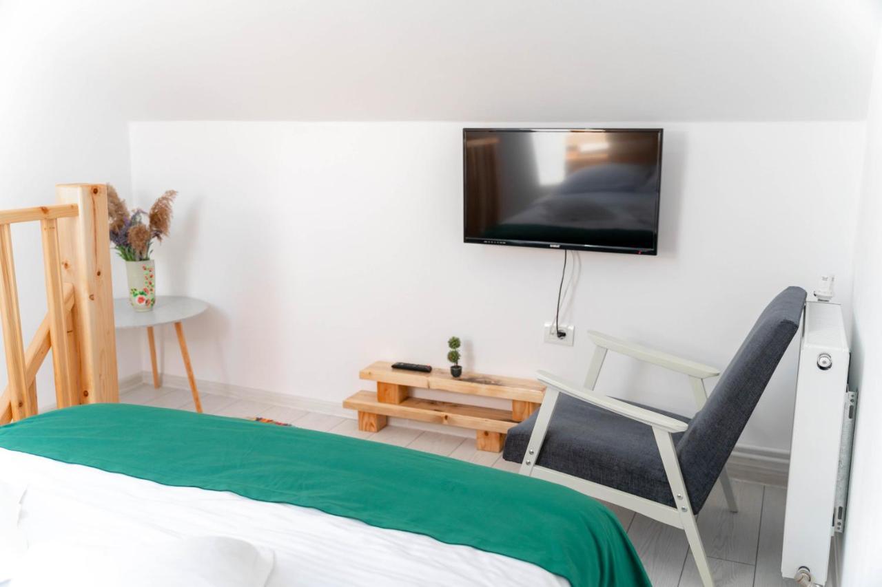 La Fanar Guesthouse Curtea De Arges Luaran gambar